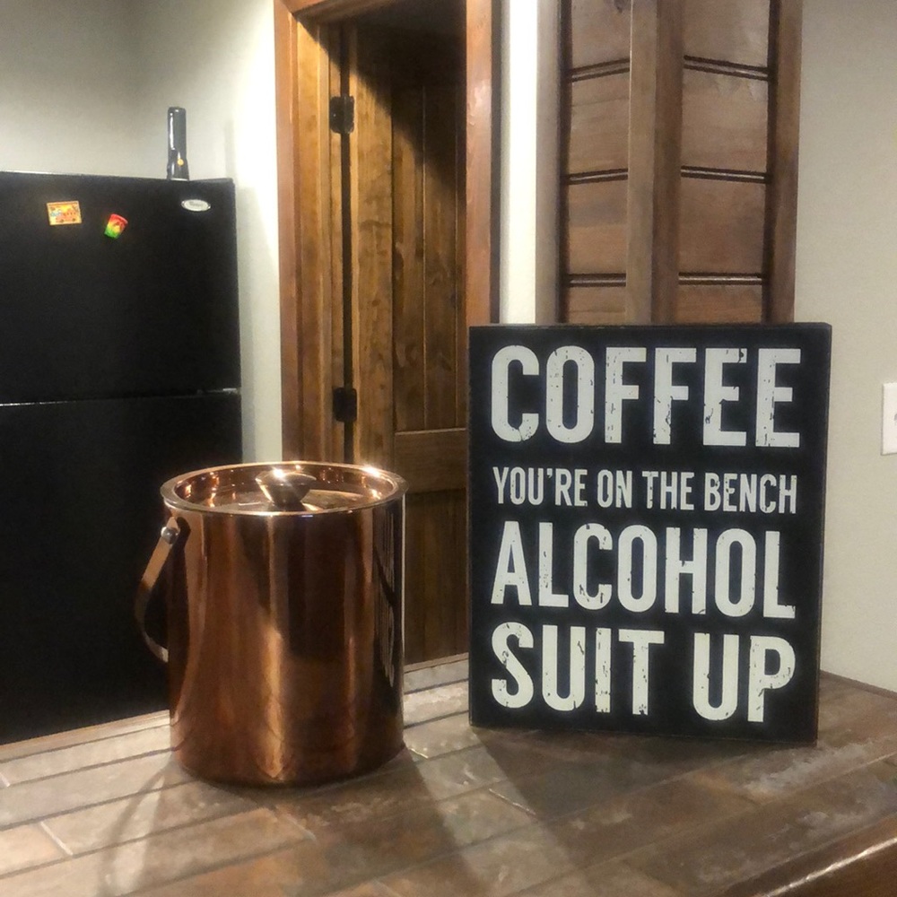 🎈FuN decor for your wet bar🎉